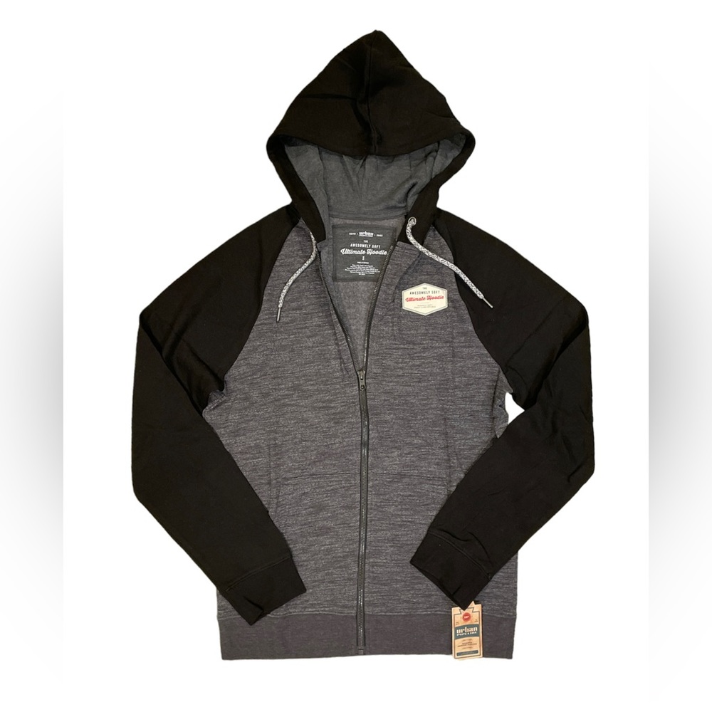 Men’s Urban Pipeline lightweight hoodie size S